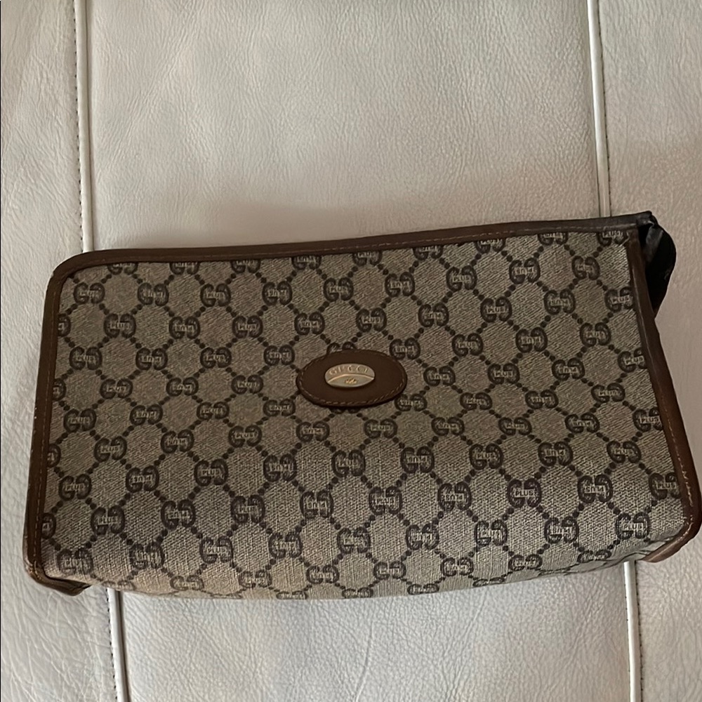 Gucci Plus Monogram Clutch - Picture 2 of 12